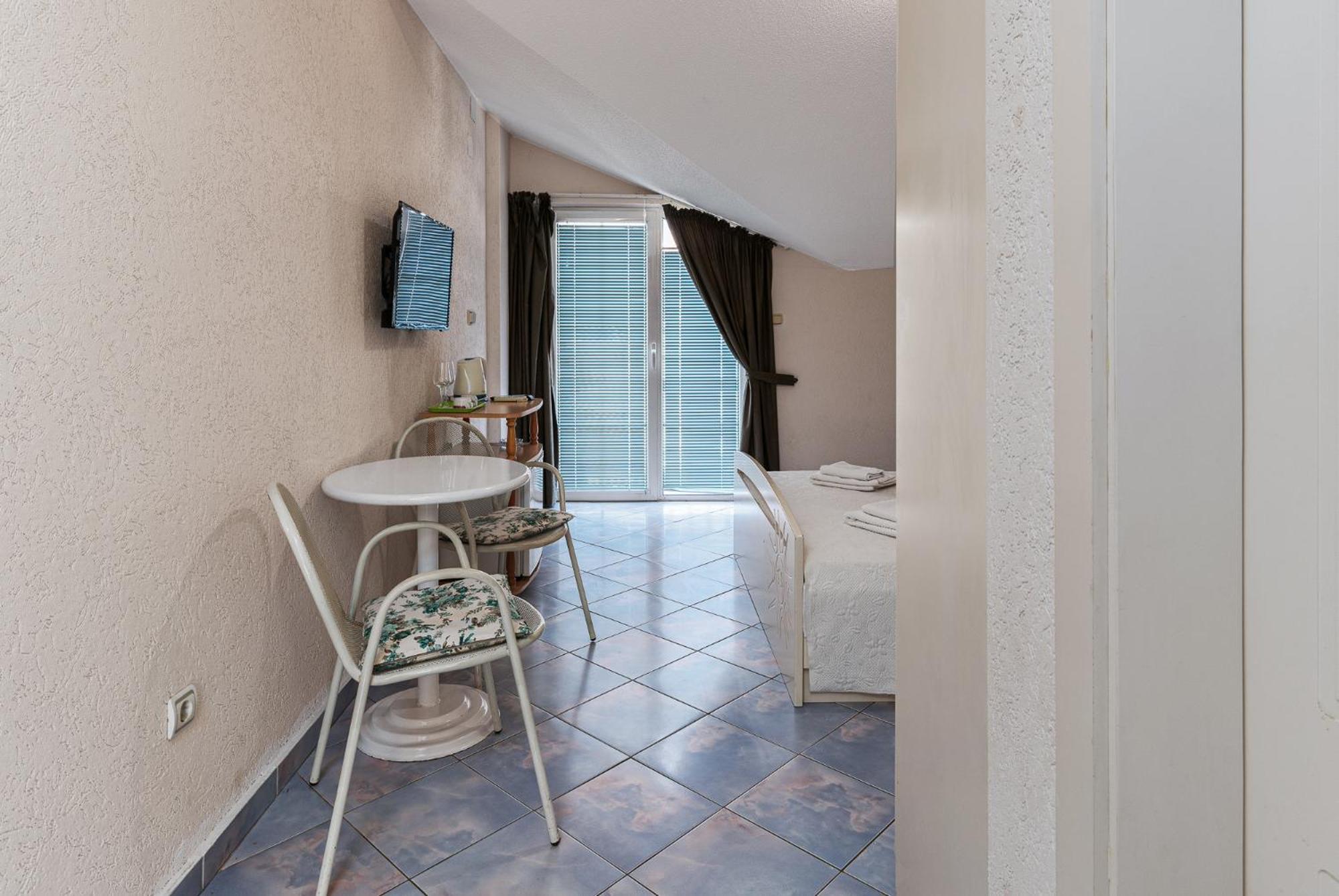 Sun Guest House Budva Ngoại thất bức ảnh