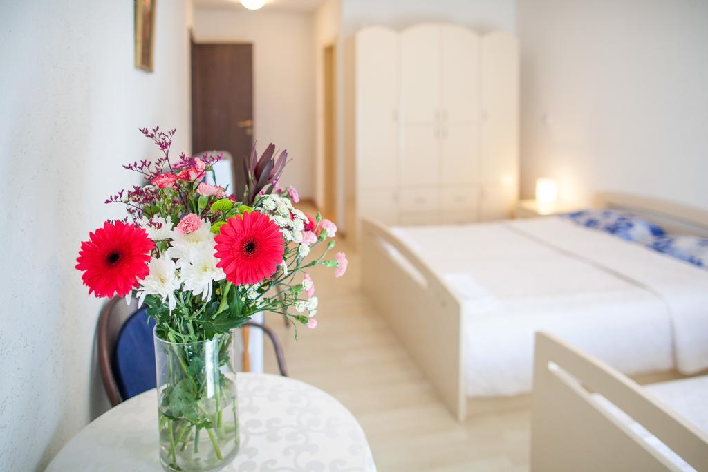 Sun Guest House Budva Phòng bức ảnh